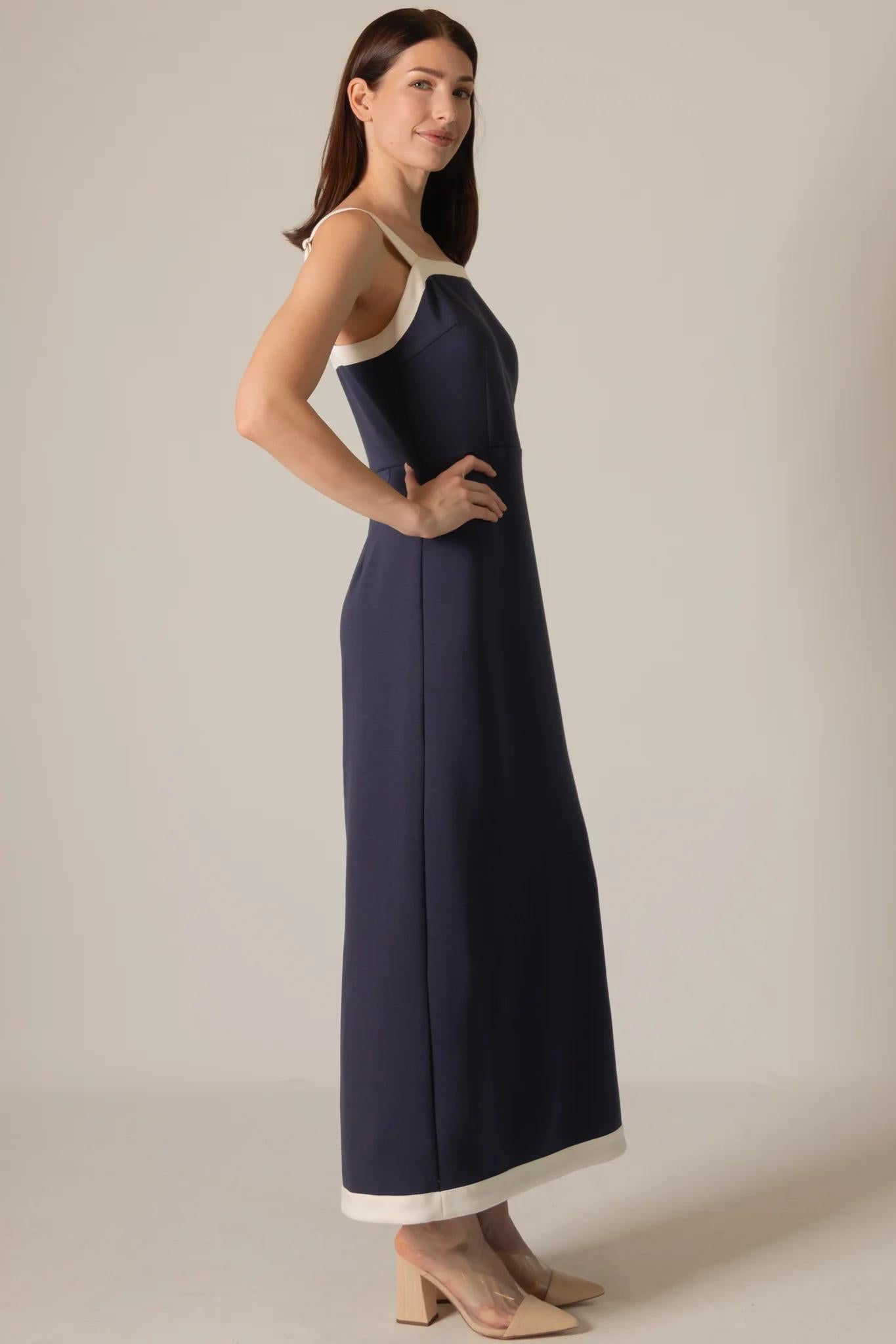 Contrast Border Fitted Maxi Dress