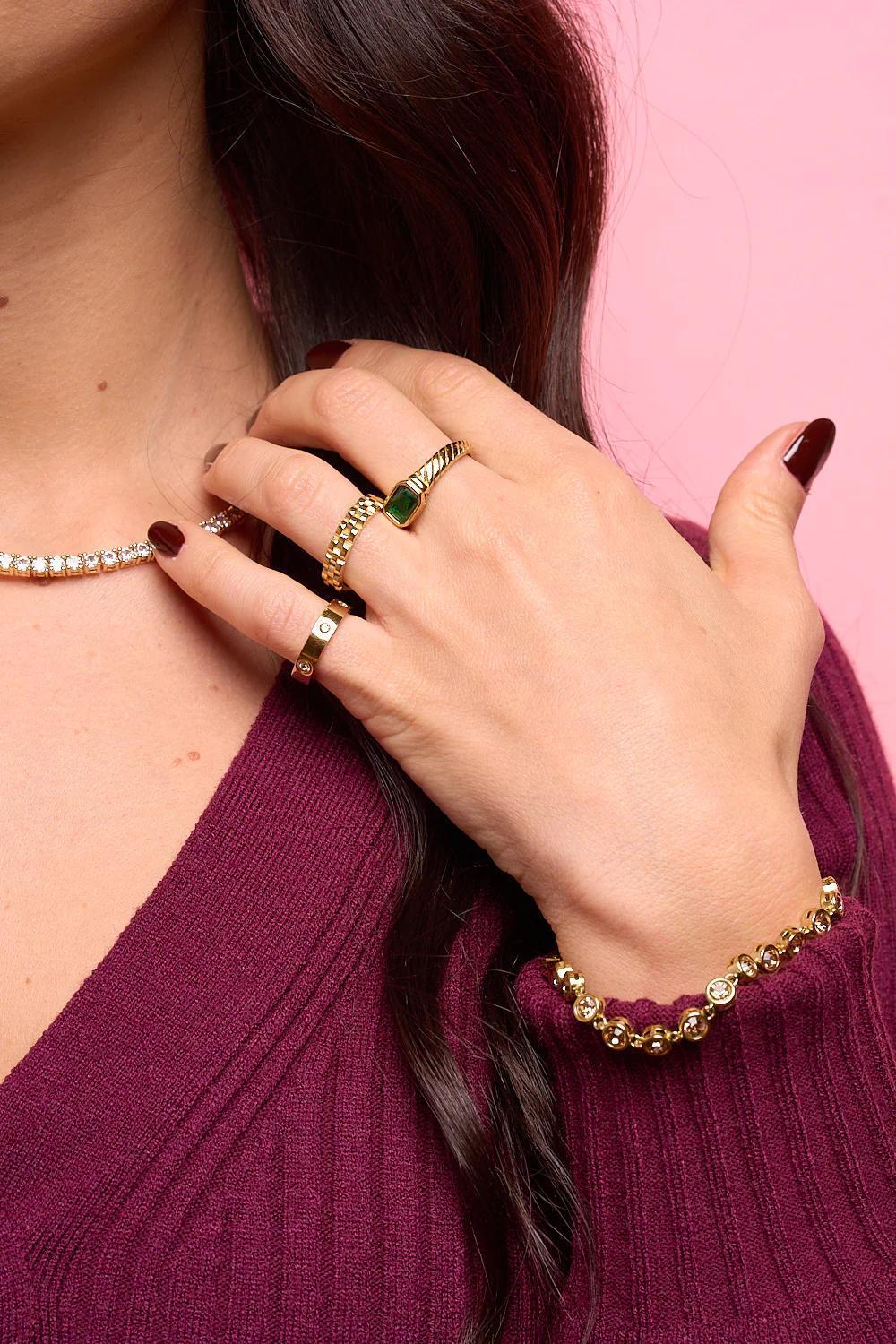 Amber Circle Gem Bracelet