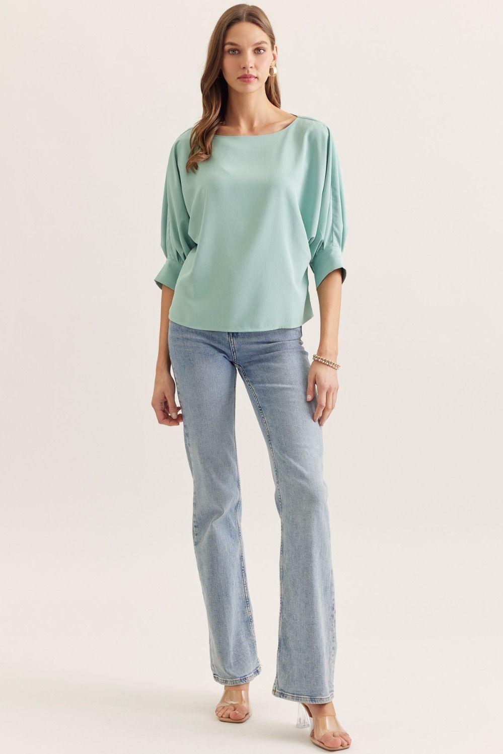 Bateau Neckline 3/4 Sleeve Top