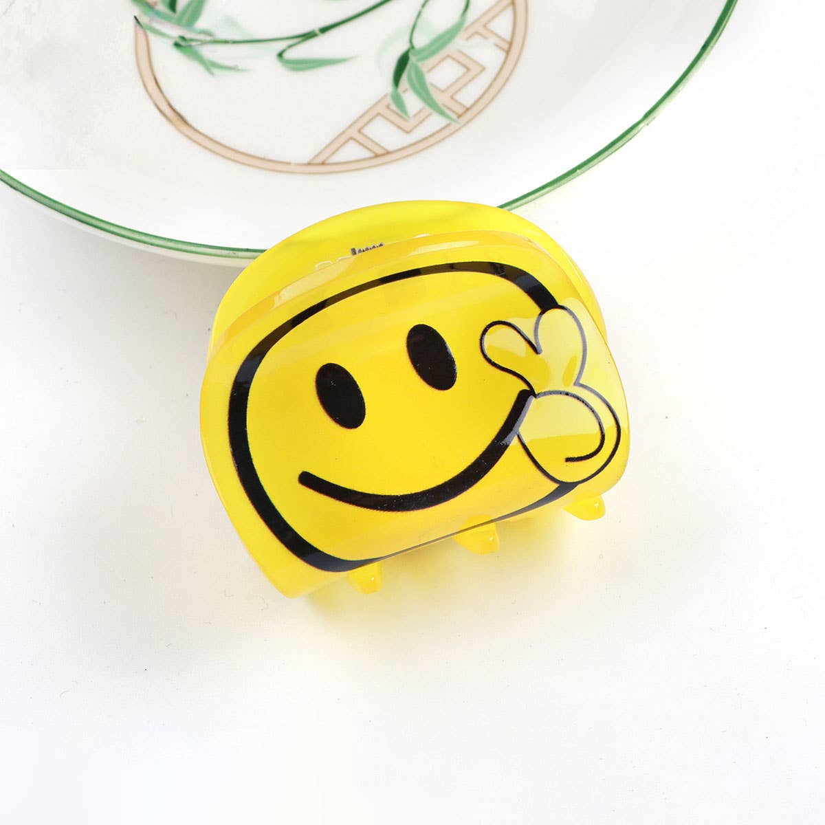 SMILING FACE CUTE HAIR CLIPS LARGE FOR GIRLS_CWAHA0280