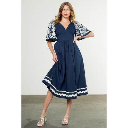 Embroidered Detail Midi Dress