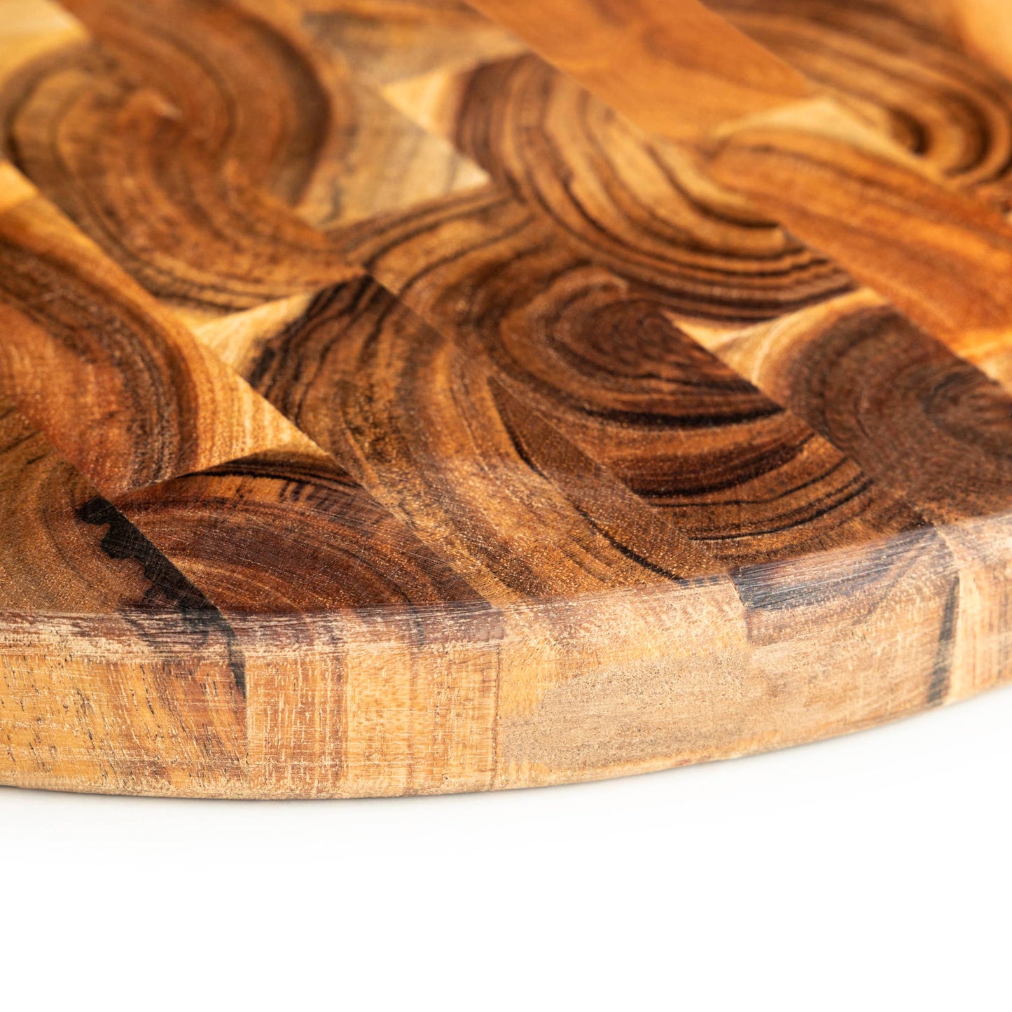 Taiga Cutting Board, Round/16"