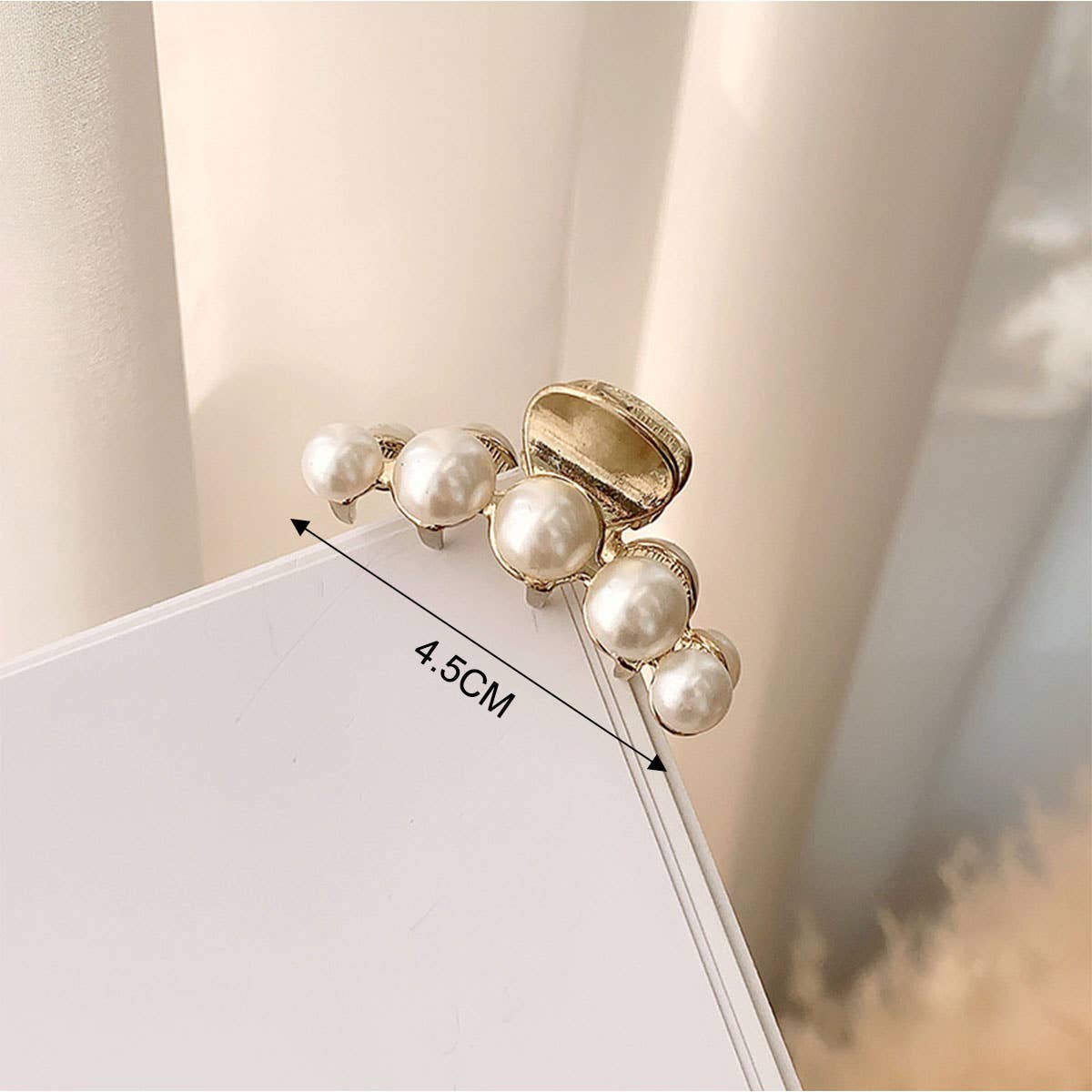 PEARL ALLOY GOLD HAIR CLAW CLIPS_CWAHA0403