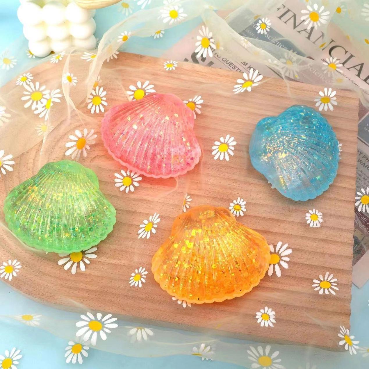 Maltose Glitter seashell squishy toy