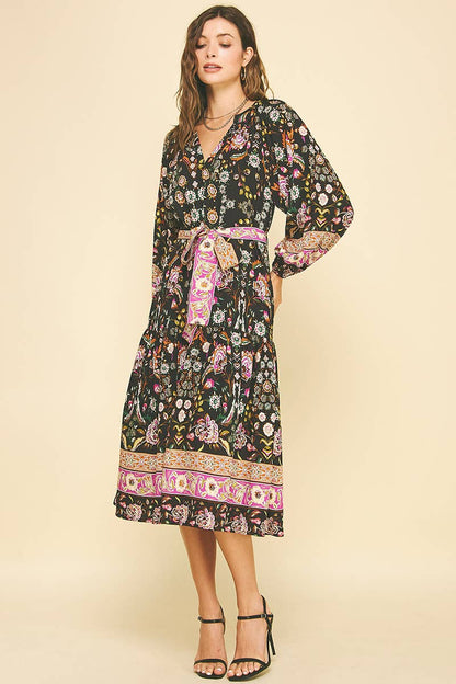 BORDER PRINT TIERED MIDI DRESS