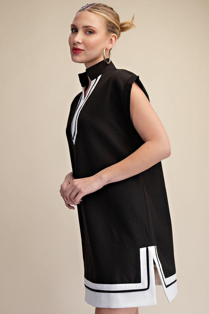 Stand Collar Contrast Placket Sleeveless Relaxed Fit Mini Dress