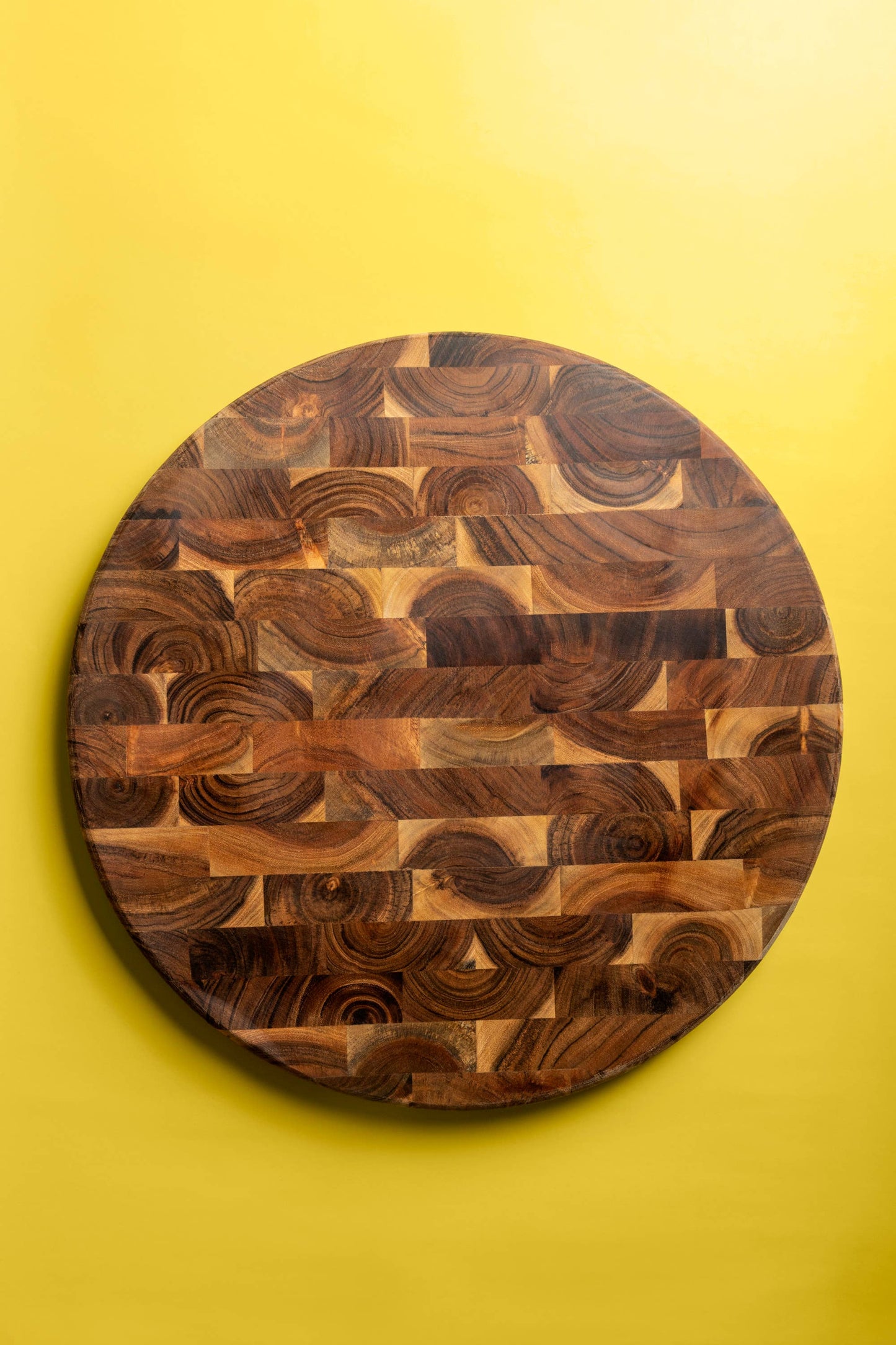 Taiga Cutting Board, Round/16"