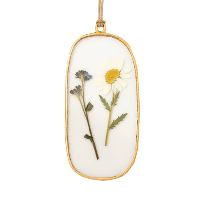 Daisy Squoval Pressed Floral Pendant